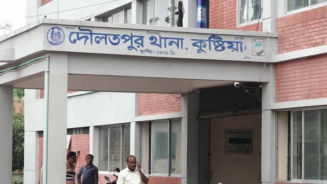 কুষ্টিয়ায় চাচাতো ভাইয়ের লাঠির আঘাতে মাছ ব্যবসায়ীর মৃত্যু, আটক ১