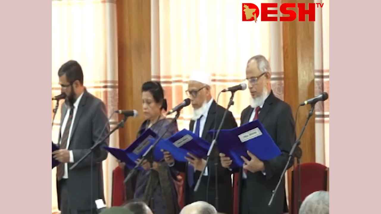 শপথ নিলেন সিইসি ও চার কমিশনার