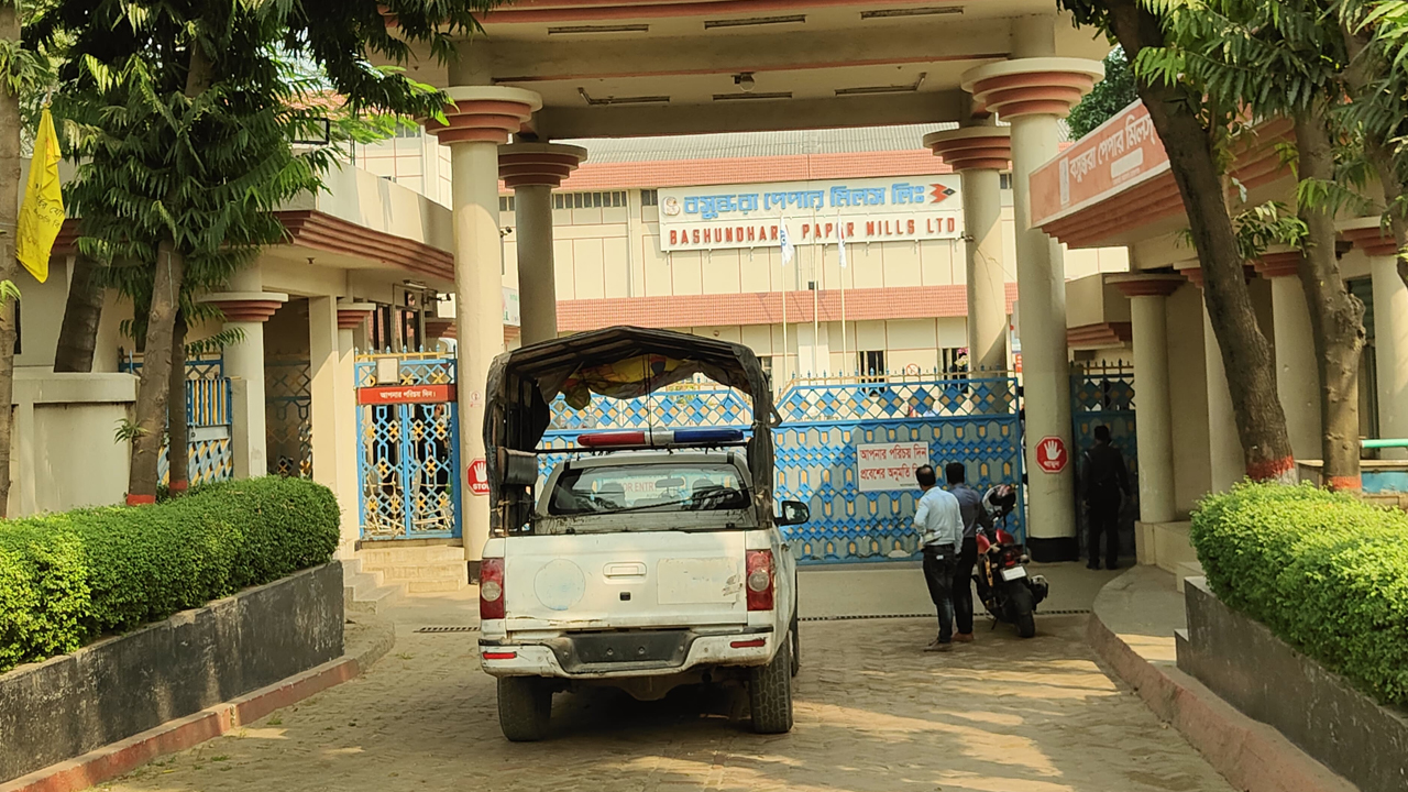 নারায়ণগঞ্জে কারখানায় বিস্ফোরণে ১১ শ্রমিক দগ্ধ