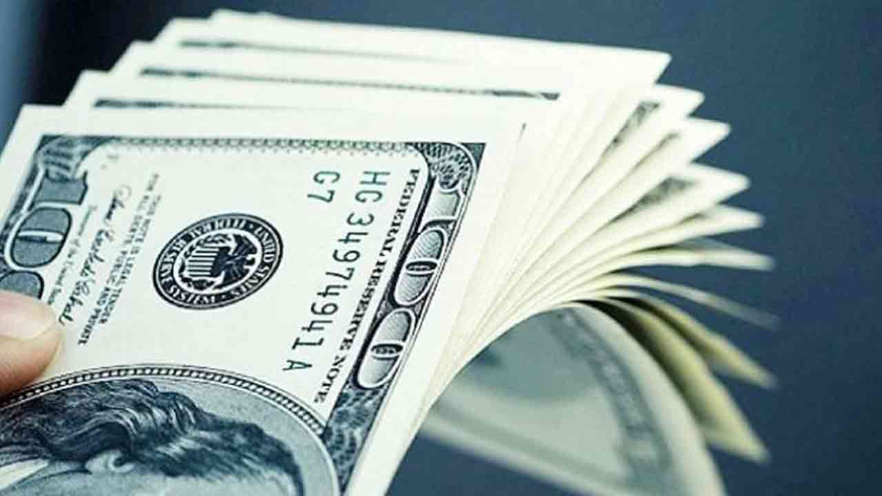 নভেম্বরে প্রতিদিন গড়ে রেমিট্যান্স আসছে ৯০০ কোটি টাকা