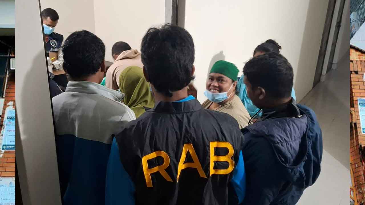 আবাসিক হোটেল থেকে নারীর গলাকাটা মরদেহ উদ্ধার