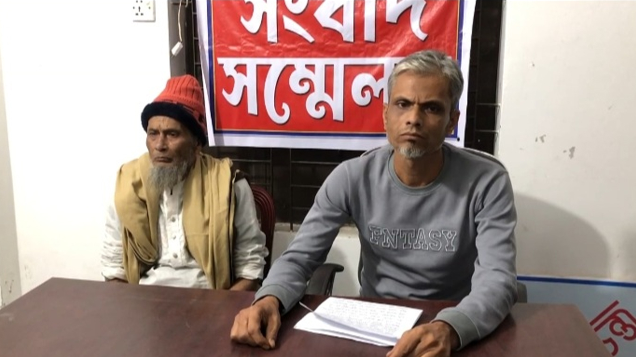 ইউপি চেয়ারম্যানের দাপটে এলাকা ছাড়া অর্ধশত পরিবার