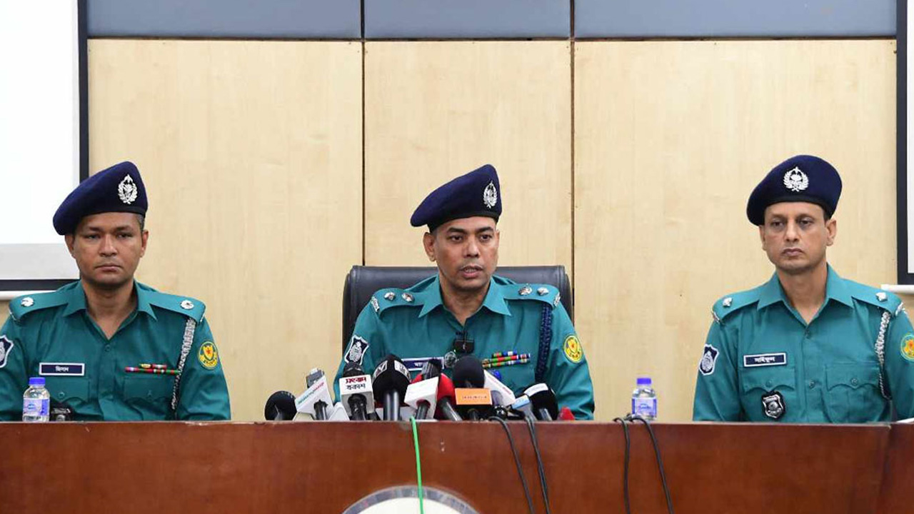 &lsquo;বকেয়া ভাড়া চাওয়ায় খুন হন হাজারীবাগের প্রবাসী চিকিৎসক&rsquo;