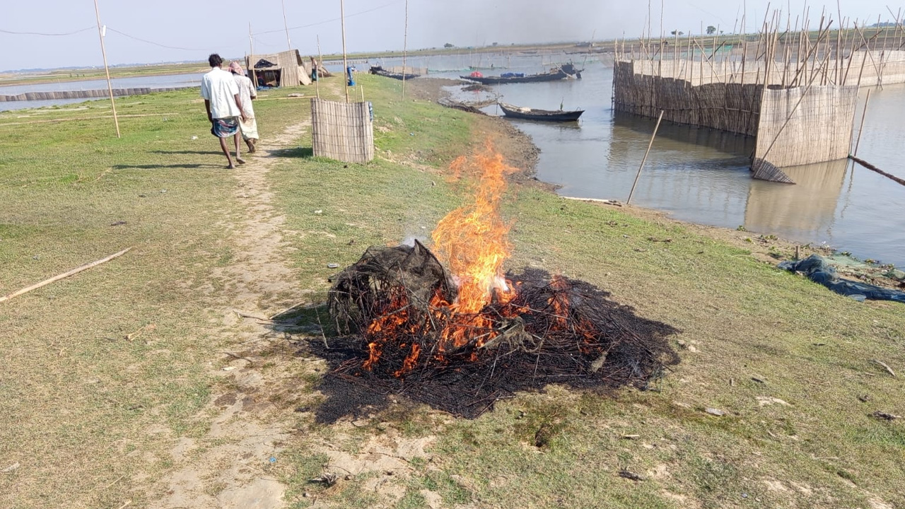 ব্রাহ্মণবাড়িয়ায় অবৈধ মাছ শিকারীর কারাদণ্ড