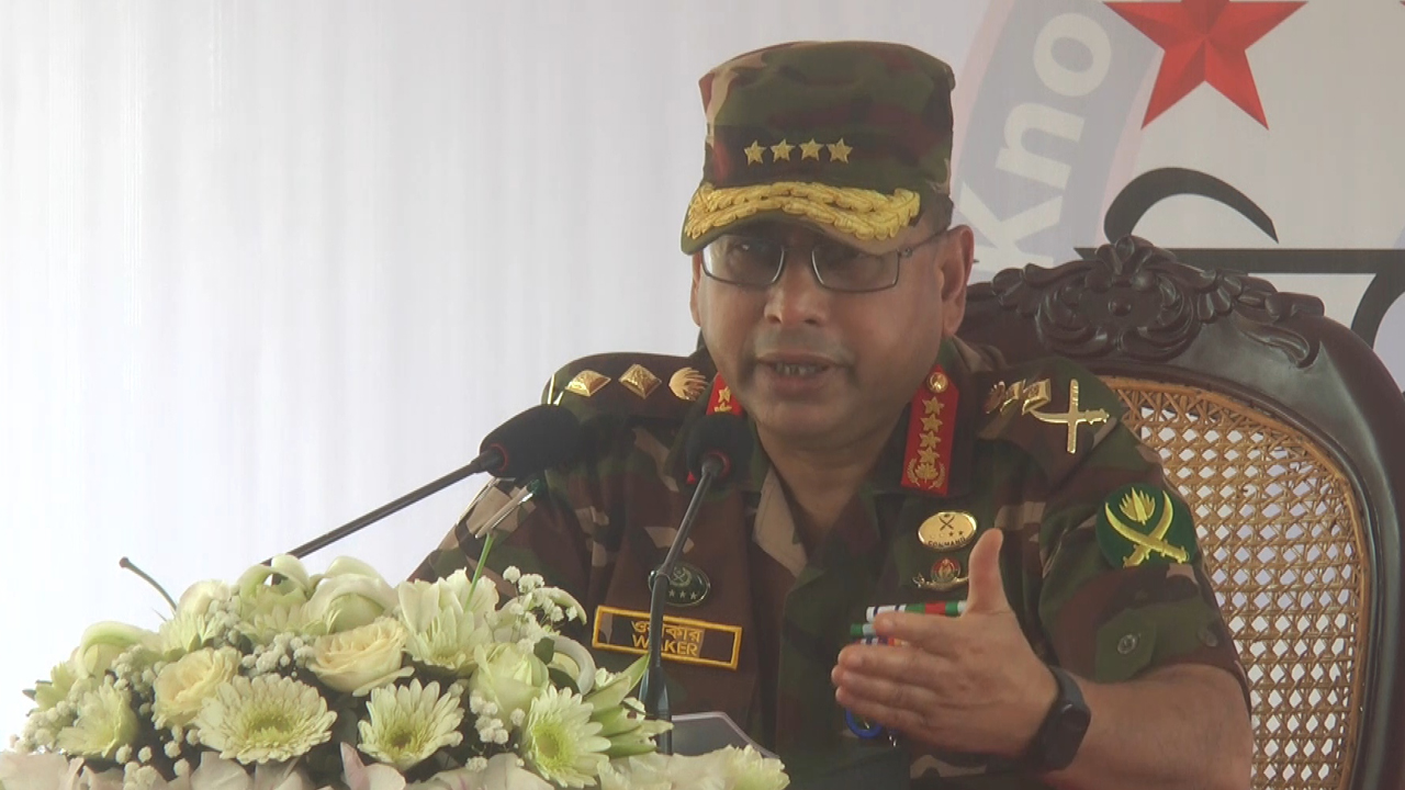 বিএনসিসির সহায়তায় দেশ এখন নিরাপদ জায়গায়: সেনা প্রধান