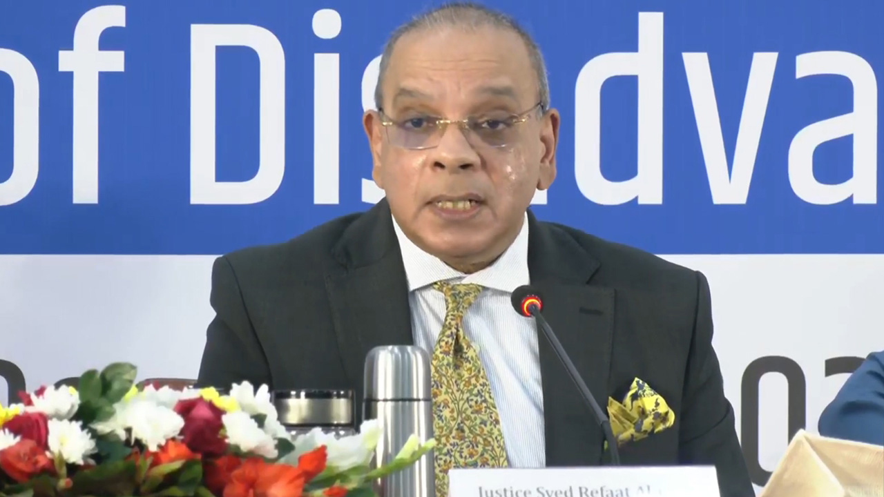 এক ধ্বংসস্তূপের ওপর দাঁড়িয়ে আছি: প্রধান বিচারপতি