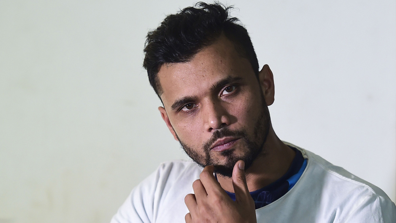 নড়াইলে মাশরাফিসহ ৩০০ জনের বিরুদ্ধে মামলা