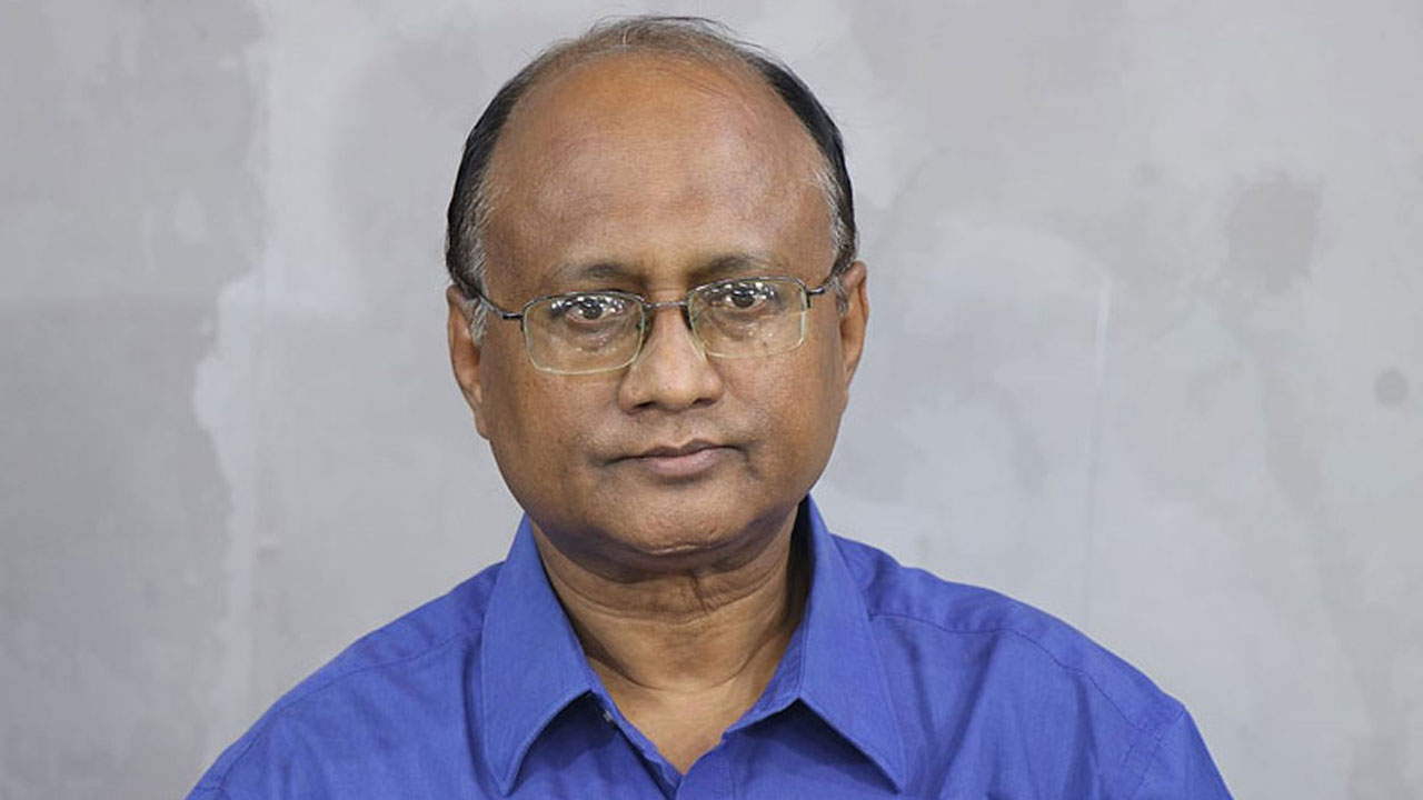 দুদকের নতুন চেয়ারম্যান আবদুল মোমেন