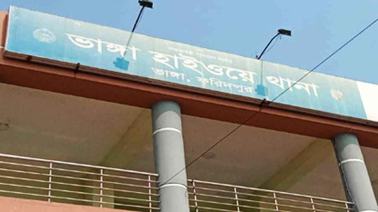 ভাঙ্গায় রাস্তা পারের সময় বাসের ধাক্কায় প্রান গেল বৃদ্ধের