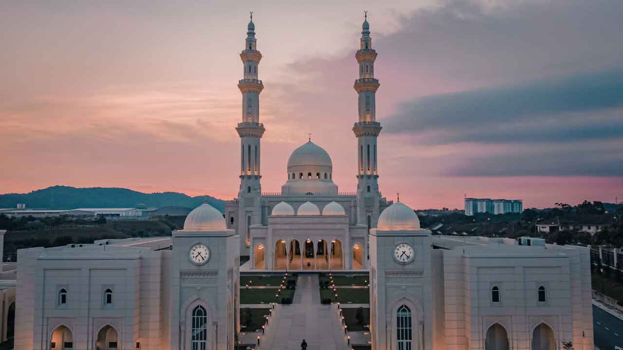 নামাজের সময়সূচি: ১৩ ডিসেম্বর ২০২৪
