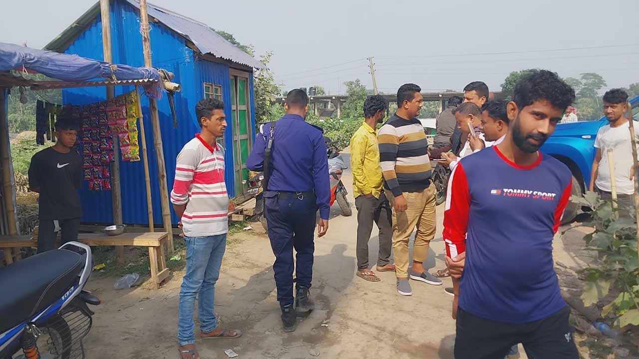 ফরিদপুরে সাবেক বিএনপি নেতার বিরুদ্ধে চেকারকে পেটানোর অভিযোগ