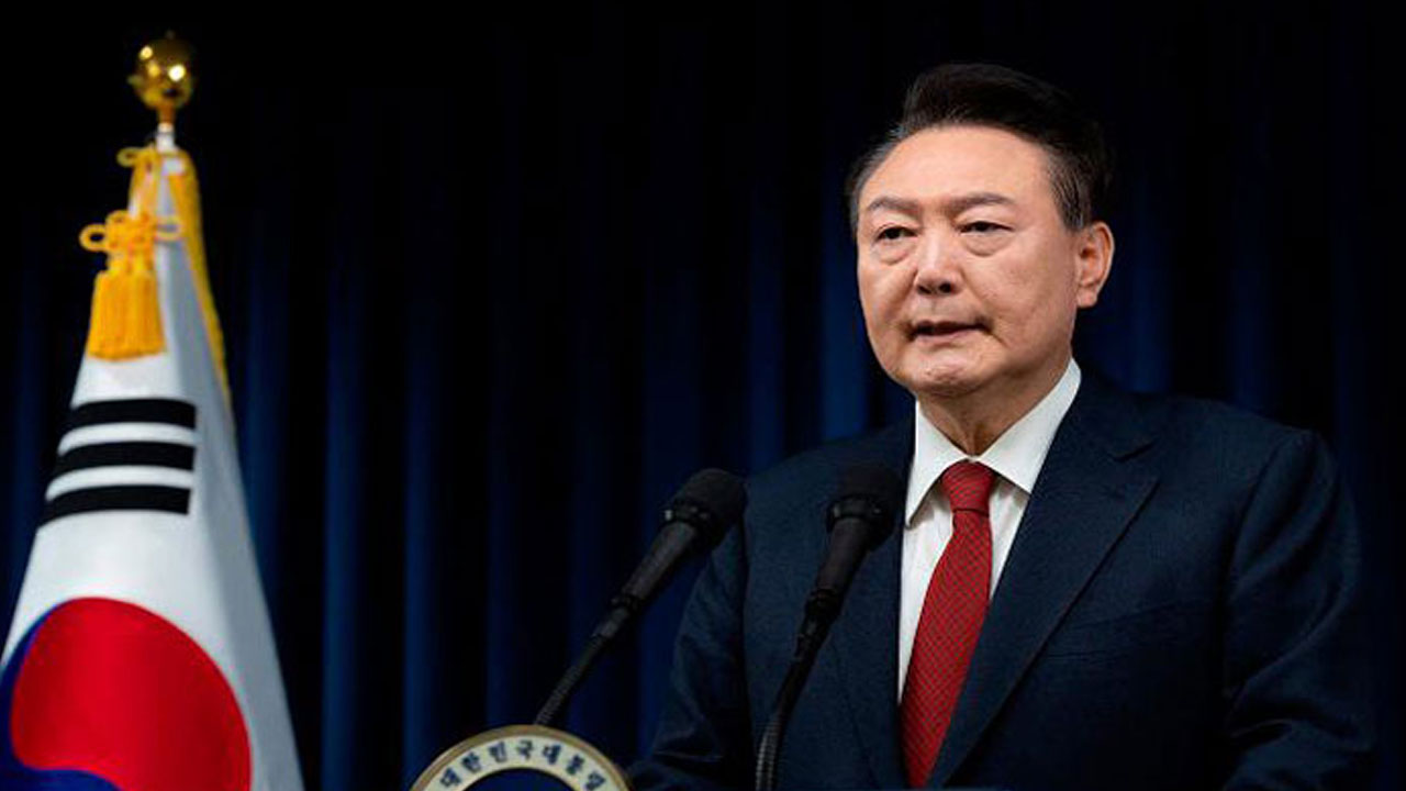 দক্ষিণ কোরিয়ার প্রেসিডেন্টের শেষ রক্ষা হলো না&nbsp;