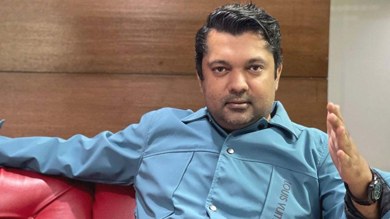 অভিনেতা ও উপস্থাপক শাহরিয়ার নাজিম জয়। ফাইল ছবি