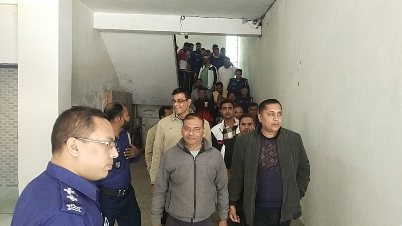 নড়াইলে আওয়ামী লীগের ১৮ নেতাকর্মী কারাগারে