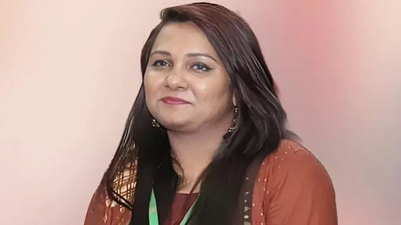 নিষিদ্ধ সংগঠন ছাত্রলীগের নেত্রী নদীসহ ৪ নেতাকর্মী রিমান্ডে