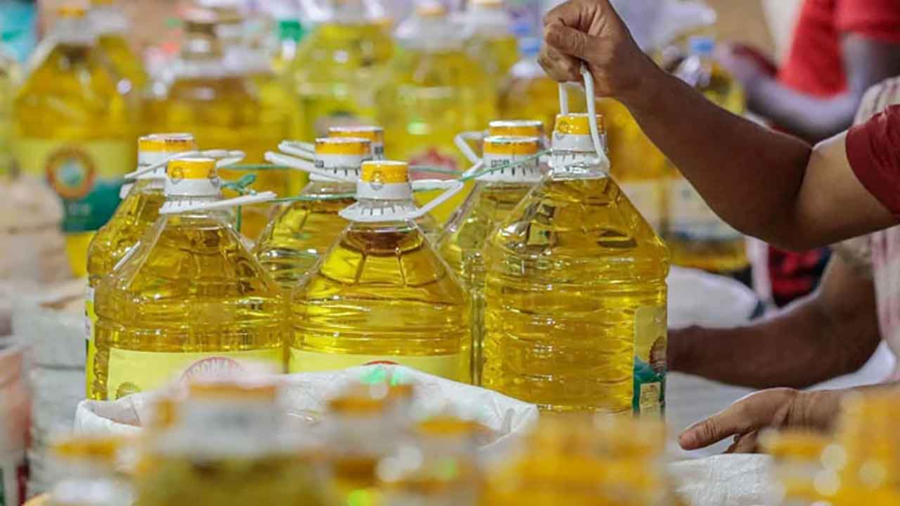রমজানে ভোজ্য তেলের দাম কমাতে কর প্রত্যাহার