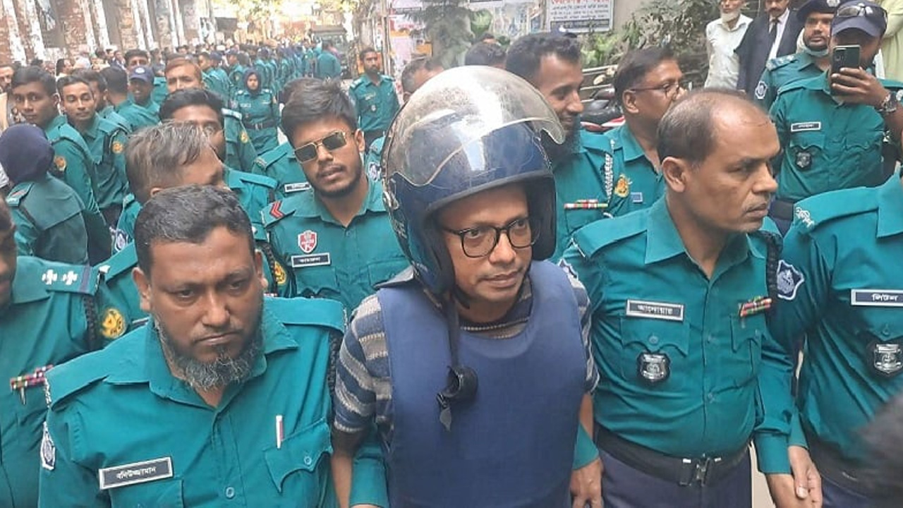 &lsquo;শেখ হাসিনার নির্দেশে ইন্টারনেট বন্ধ করা হয়&rsquo;