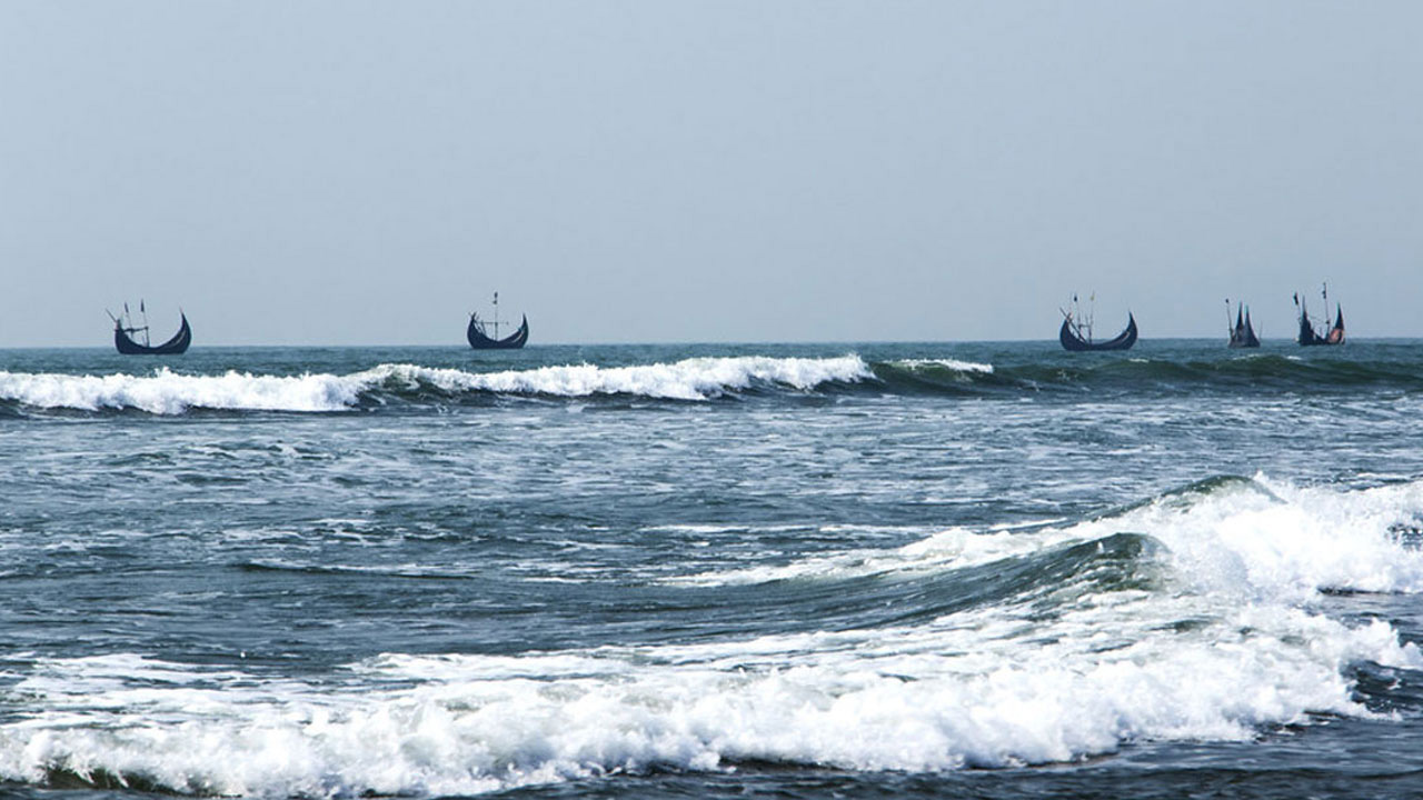 সাগরে নিম্নচাপ, দক্ষিণাঞ্চলে বৃষ্টি শুরু