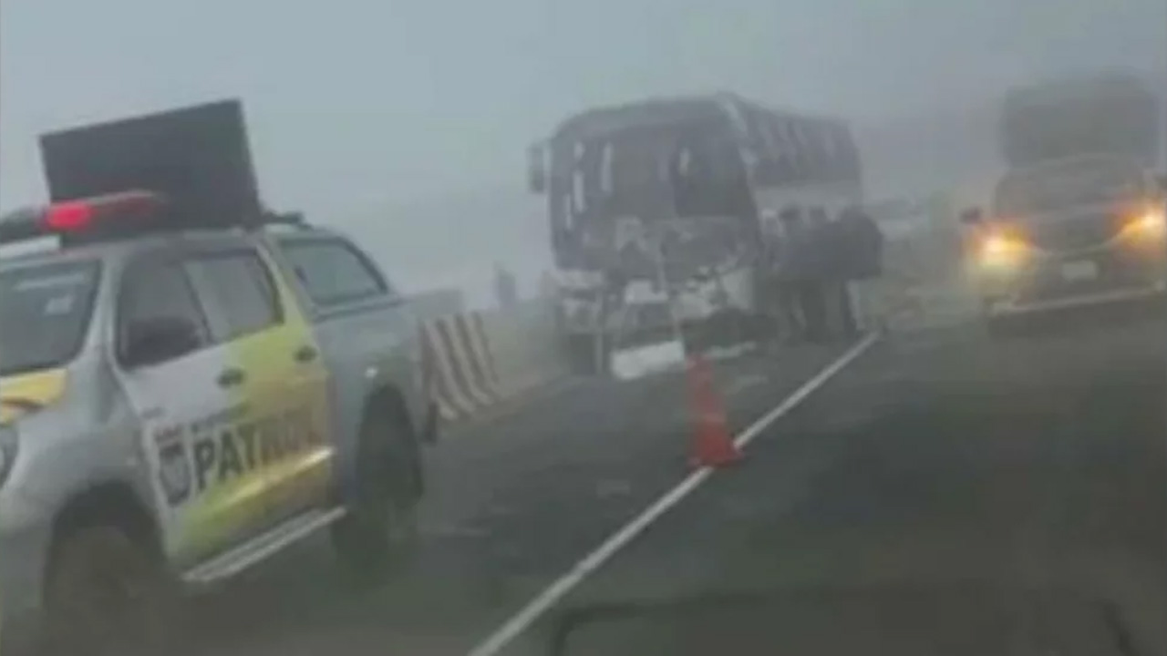 ঢাকা-মাওয়া এক্সপ্রেসওয়েতে ১০ যানবাহনের সংঘর্ষ, বহু হতাহতের শঙ্কা