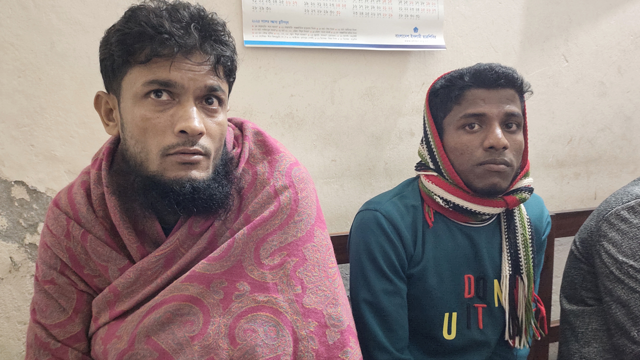 না&zwnj;জিরপুরে ২ রোহিঙ্গা যুবক আটক