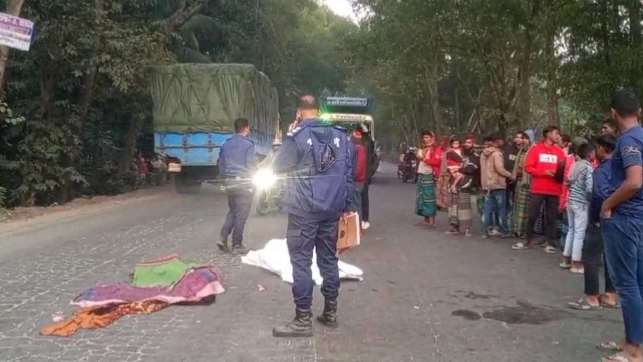 ফরিদপুরে বাস থেকে পড়ে এক নারী যাত্রী নিহত