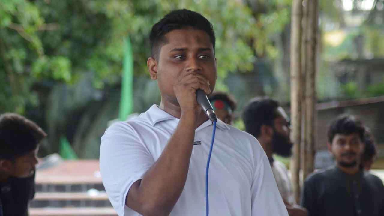 সময় টিভি ও এএফপির প্রতিবেদন ইস্যুতে হাসনাত আব্দুল্লাহর স্ট্যাটাস&nbsp;