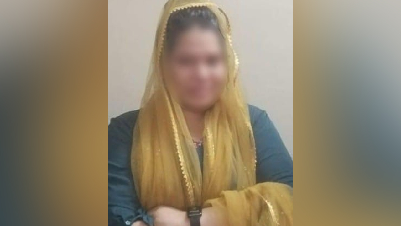 যুবকের অশ্লীল ভিডিও ধারণ করে মুক্তিপণ দাবি তরুণীর, অতপর...