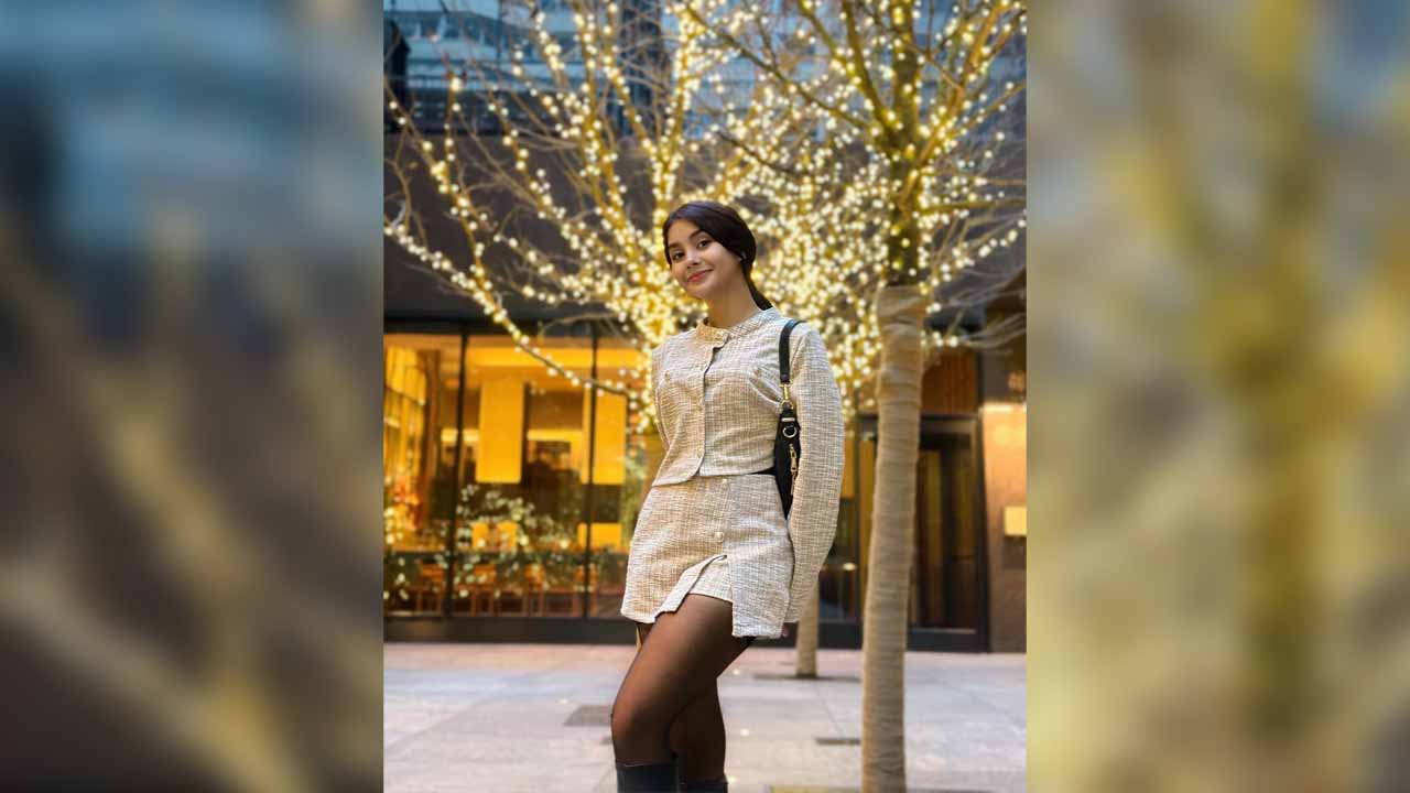 এই মুহূর্তে তাহসানের সঙ্গে বিয়ের পিড়িতে বসা রোজা আহমেদকে নিয়ে চর্চা তুঙ্গে!