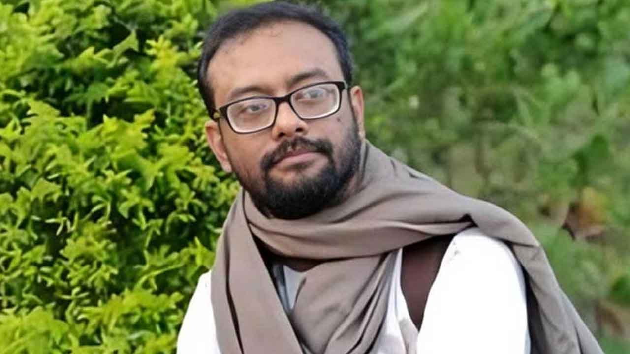 বাংলা একাডেমির মহাপরিচালক অধ্যাপক মোহাম্মদ আজম (ফাইল ছবি)