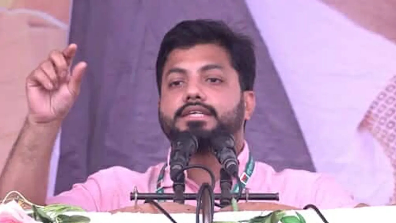 শপথ গ্রহণ নিয়ে যা বললেন ইশরাক হোসেন