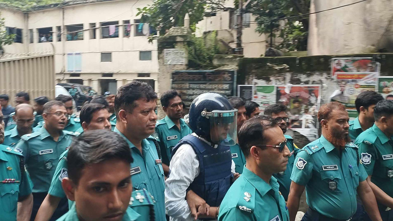 নতুন মামলায় গ্রেপ্তার আমু-ইনু-মেননসহ ৯ জন