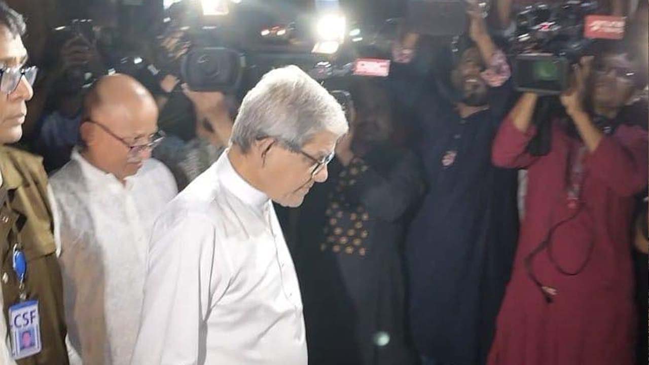 খালেদা জিয়ার সঙ্গে বিএনপির শীর্ষ নেতাদের ঈদের শুভেচ্ছা বিনিময়