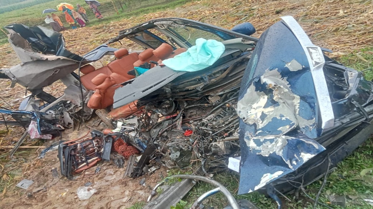 ঈদযাত্রায় সড়ক দুর্ঘটনায় নিহত ৩৯০
