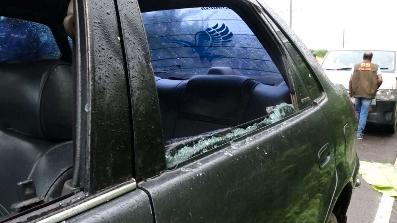 যশোরে দিনেদুপুরে নগদের ৫৫ লাখ টাকা ছিনতাই