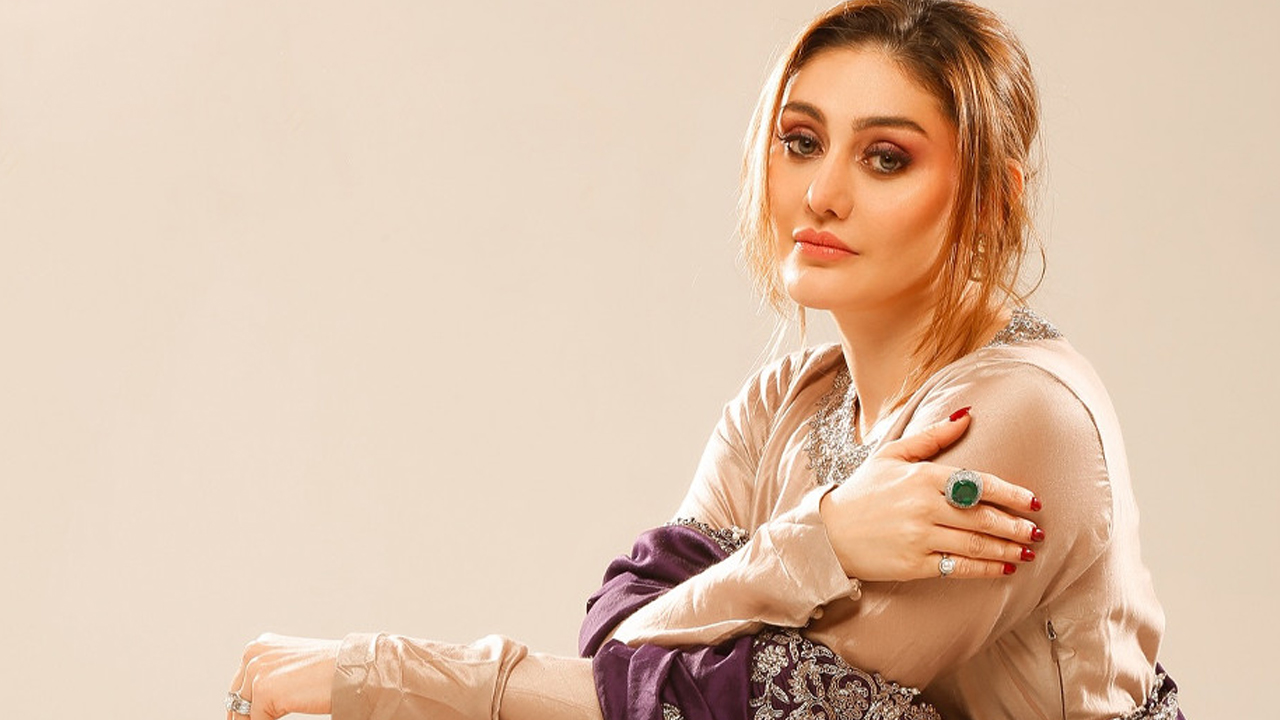 ‘কাঁটা লাগা গার্ল’ শেফালি জারিওয়ালা। সংগৃহীত ছবি