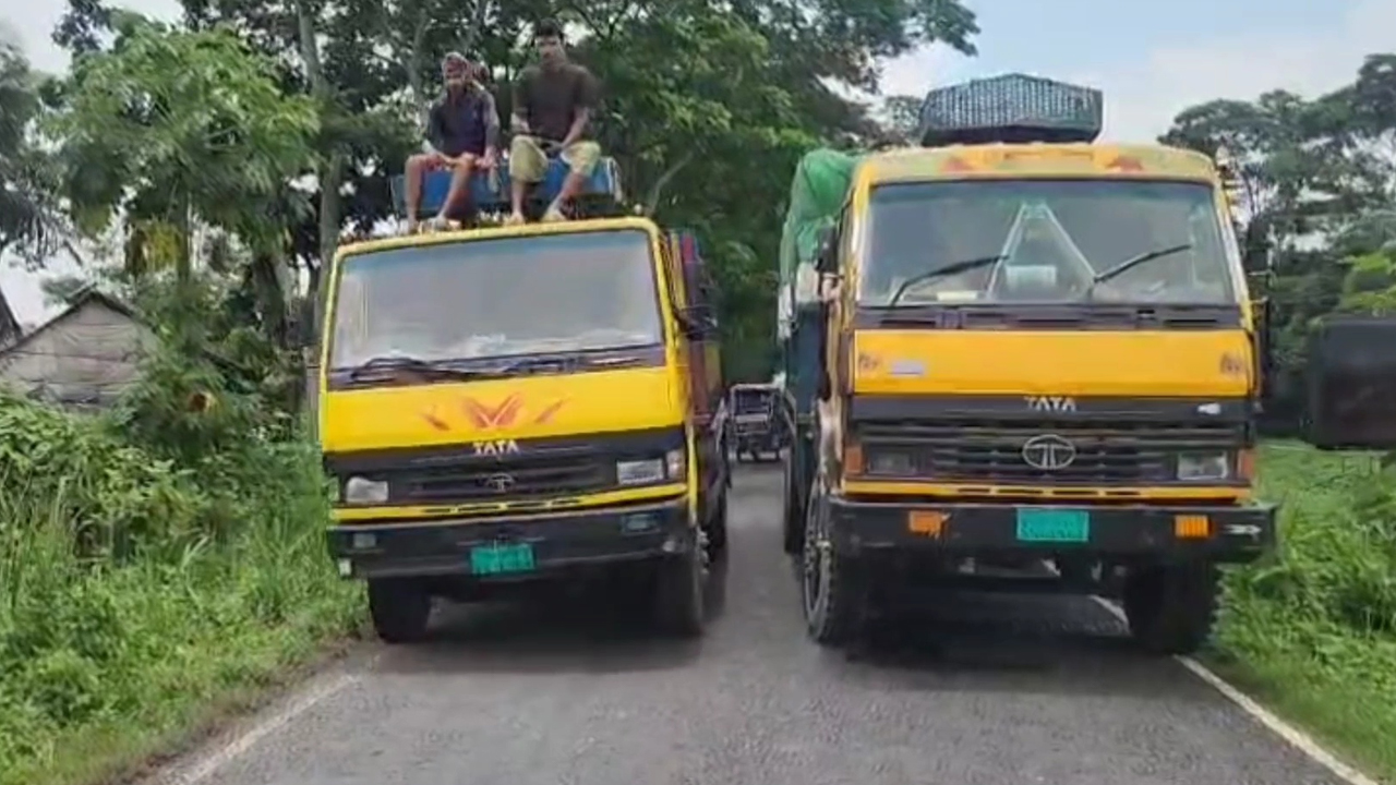শরীয়তপুরে ঘাটের ইজারা নিয়ে দুই গ্রুপের দ্বন্দ্ব, ফেরি চলাচল বন্ধ&nbsp;
