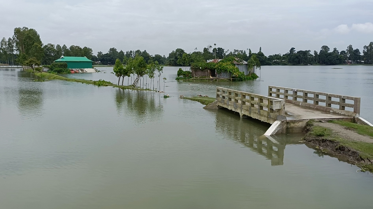 কুড়িগ্রামে দুধকুমার নদীর পানি বিপৎসীমার ওপরে