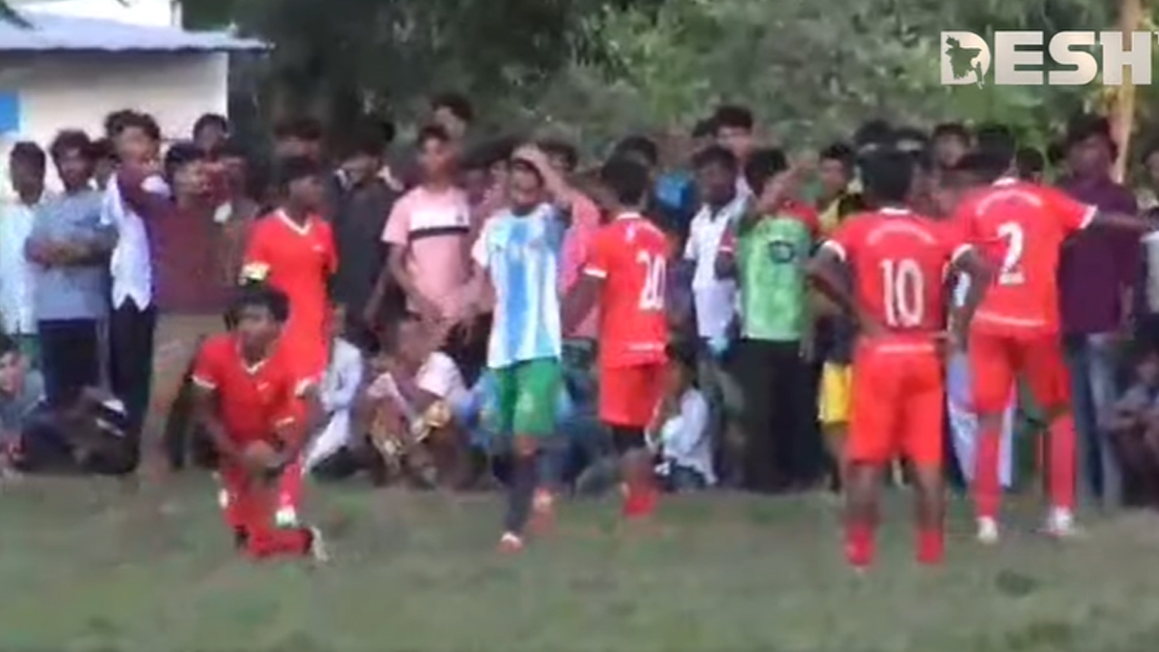 নরসিংদীতে আরাফাত রহমান কোকো ফুটবল টুর্নামেন্ট অনুষ্ঠিত