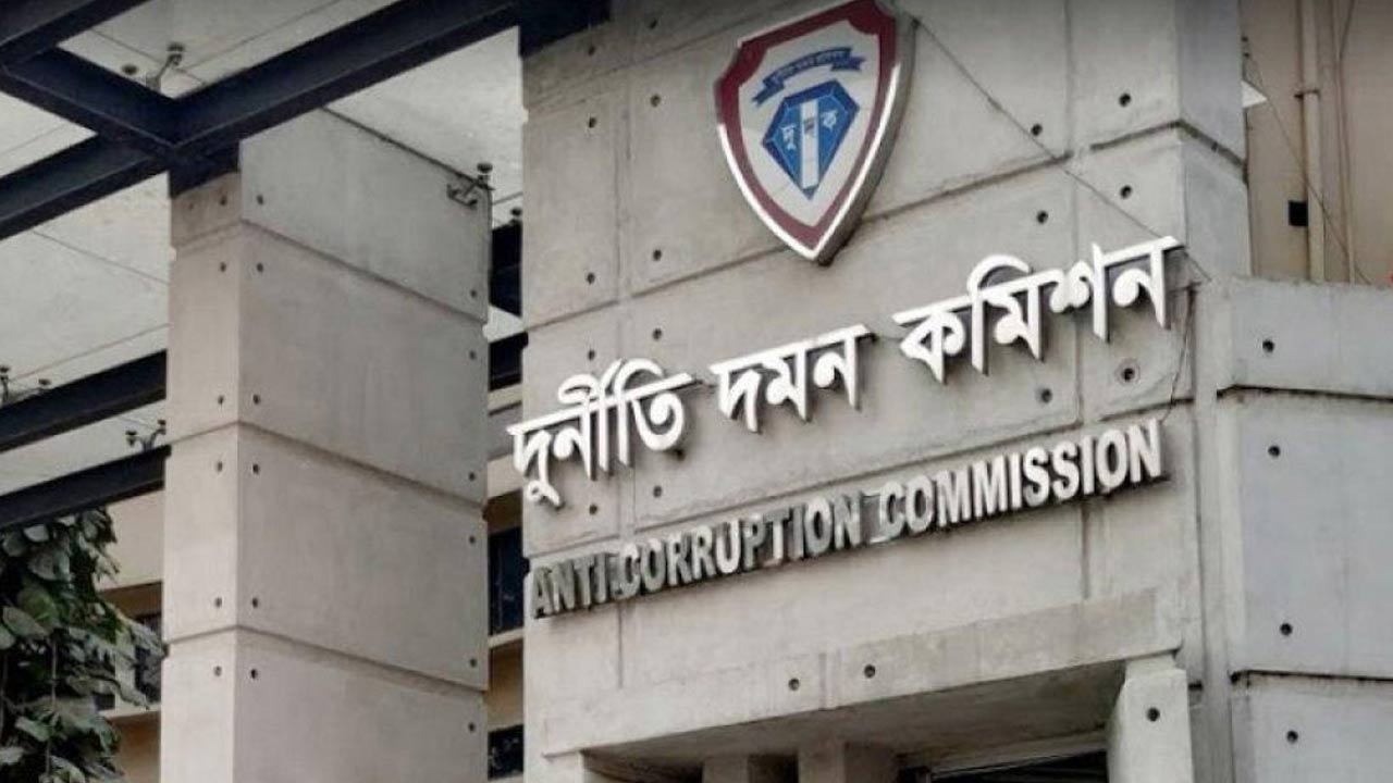 এস আলমের দুই ছেলেসহ ১০ জনের বিরুদ্ধে মামলা