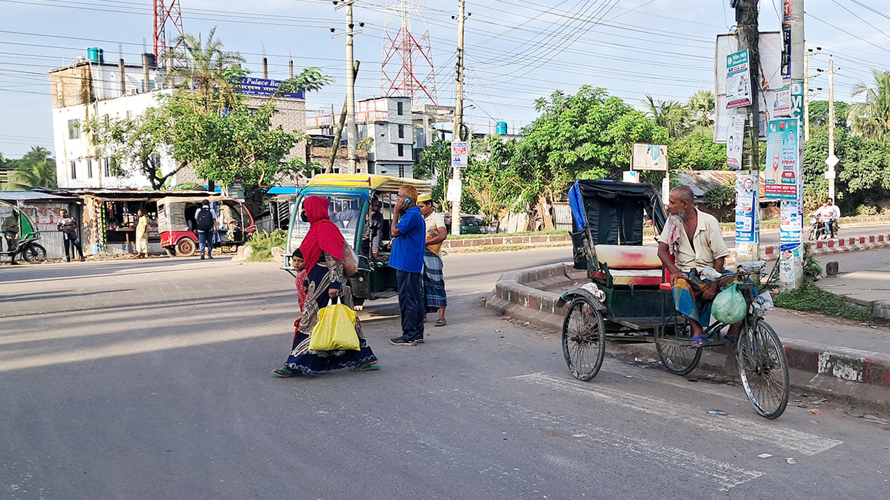 বাগেরহাটে চলছে হরতাল