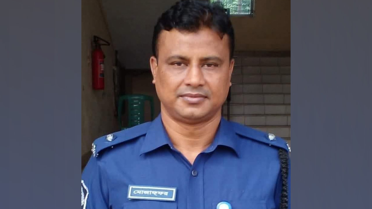 ডাকসুতে ছাত্রদলের প্যানেলকে শুভকামনা জানানো সেই ওসি প্রত্যাহার