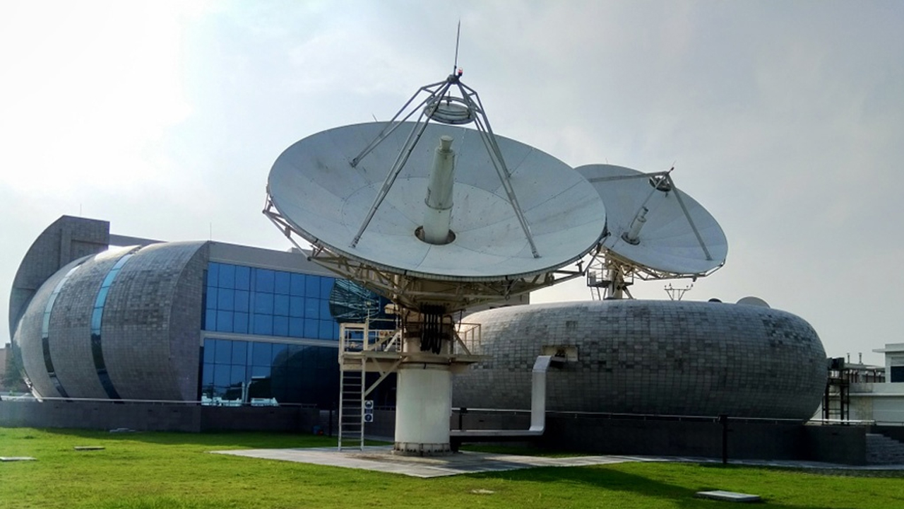 ৮ দিন বিঘ্নিত হতে পারে বাংলাদেশ স্যাটেলাইটের সেবা