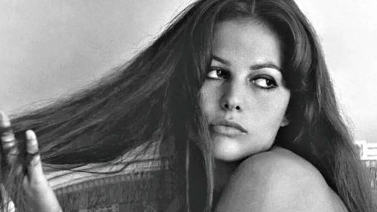 না ফেরার দেশে চলে গেলেন কিংবদন্তি অভিনেত্রী ক্লডিয়া কার্ডিনাল