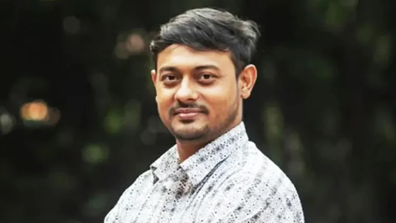 নাসীরুদ্দীন পাটওয়ারীকে নিজ জেলায় অবাঞ্ছিত ঘোষণা, কুশপুত্তলিকা দাহ