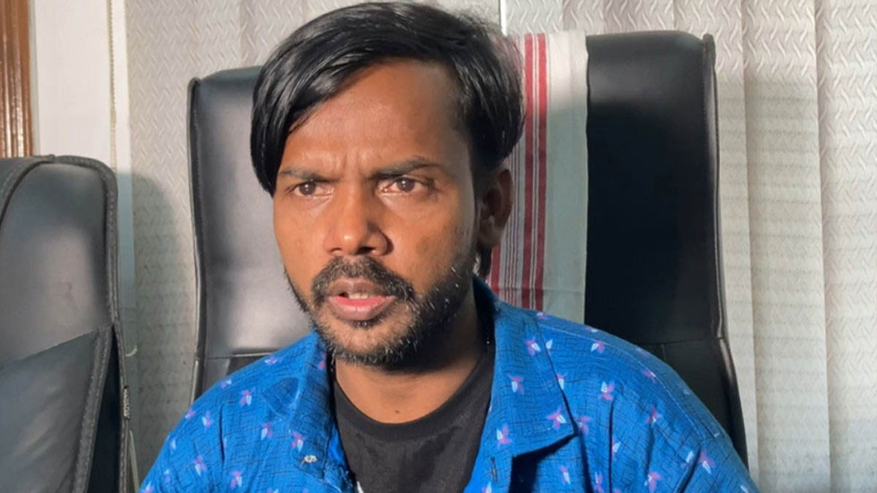 হামলার শিকার হয়ে হাসপাতালে ভর্তি হিরো আলম