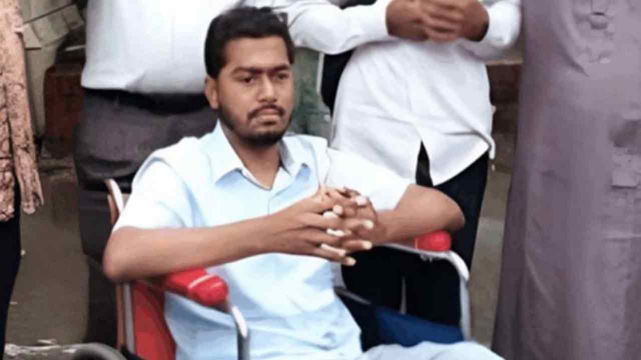 চিকিৎসা শেষে দেশে ফিরলেন নুরুল হক নূর