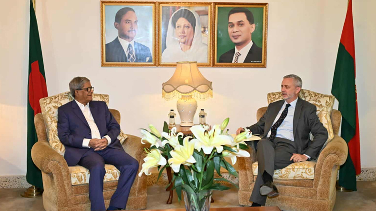 বিএনপি মহাসচিবের সঙ্গে ইইউ রাষ্ট্রদূতের সাক্ষাৎ