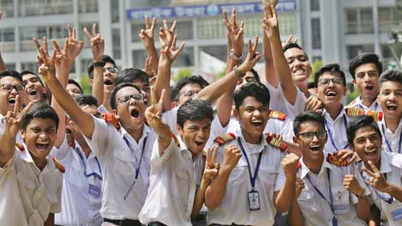 ৩৪৫ প্রতিষ্ঠানে শতভাগ পাস