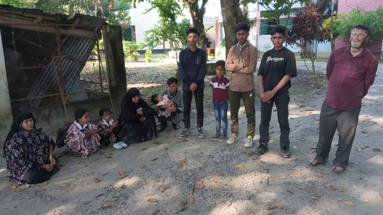 কুড়িগ্রামে নারী-শিশুসহ ১১ রোহিঙ্গা আটক