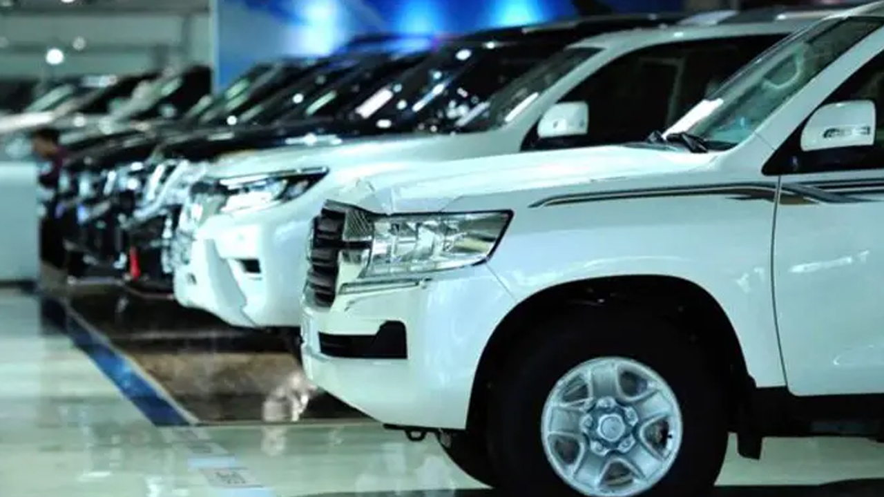 নভেম্বর থেকে গাড়ি বিক্রি বন্ধের হুঁশিয়ারি ব্যবসায়ীদের